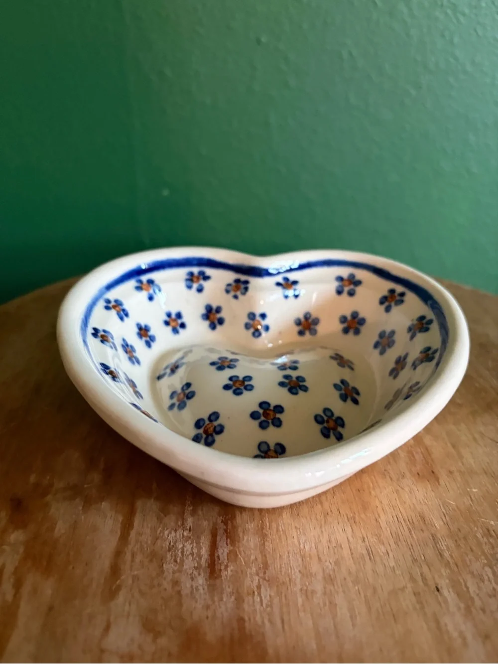 Heise Ceramics Hand Painted Heart   Germany est. 1919